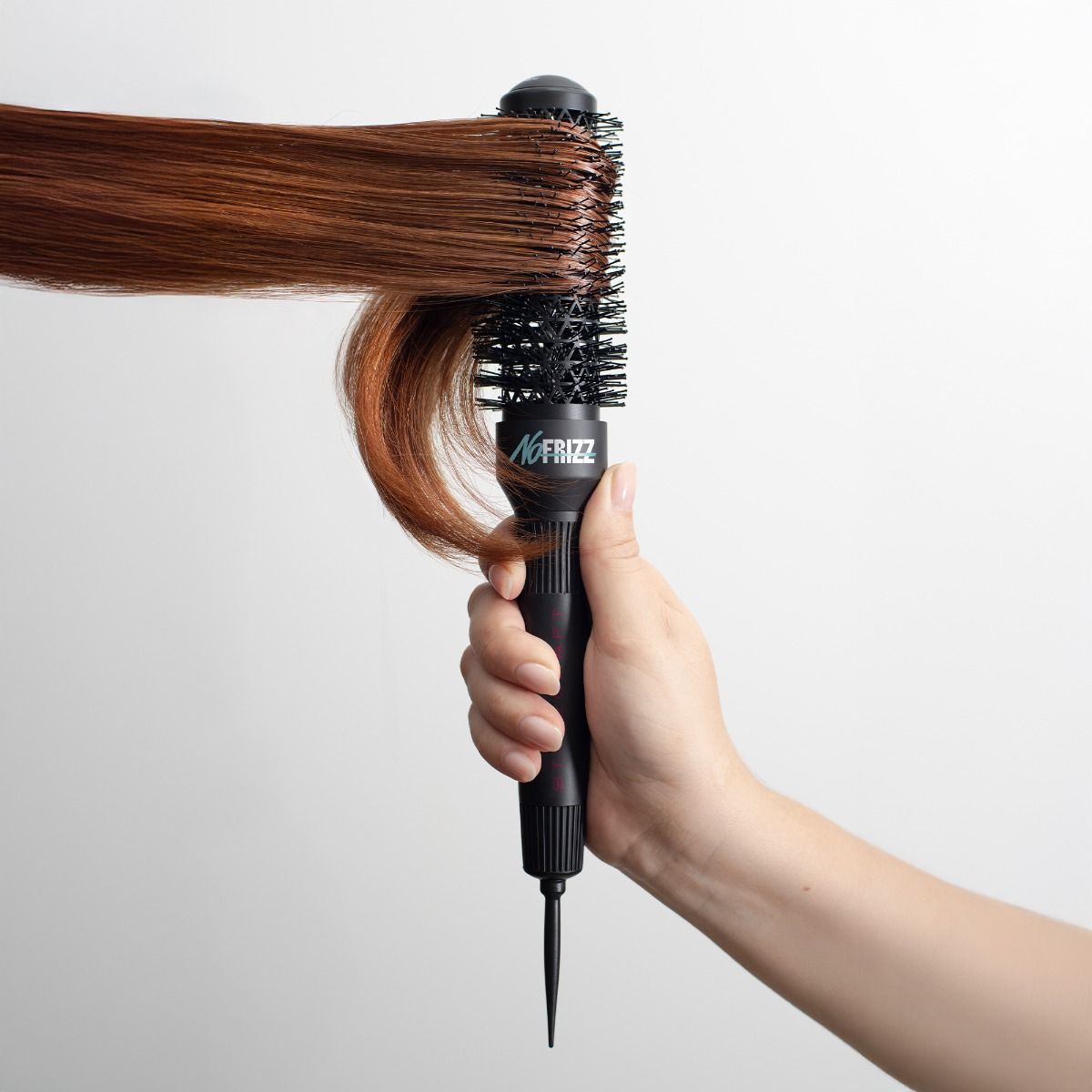 NoFRIZZ Round Brush with Ion Technology and Ceramic-Coated Barrel 53mm - Image 2