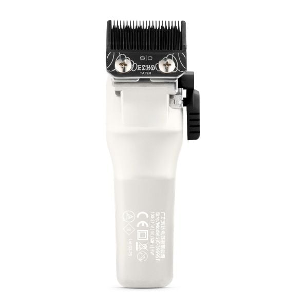 Reign Professional Hair Clipper with EON Digital Brushless Motor - Image 3