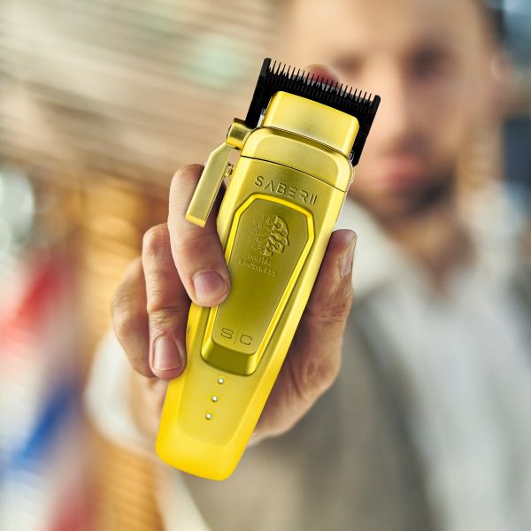 Saber 2 Professional Hair Clipper with EON Digital Brushless Motor - Image 5