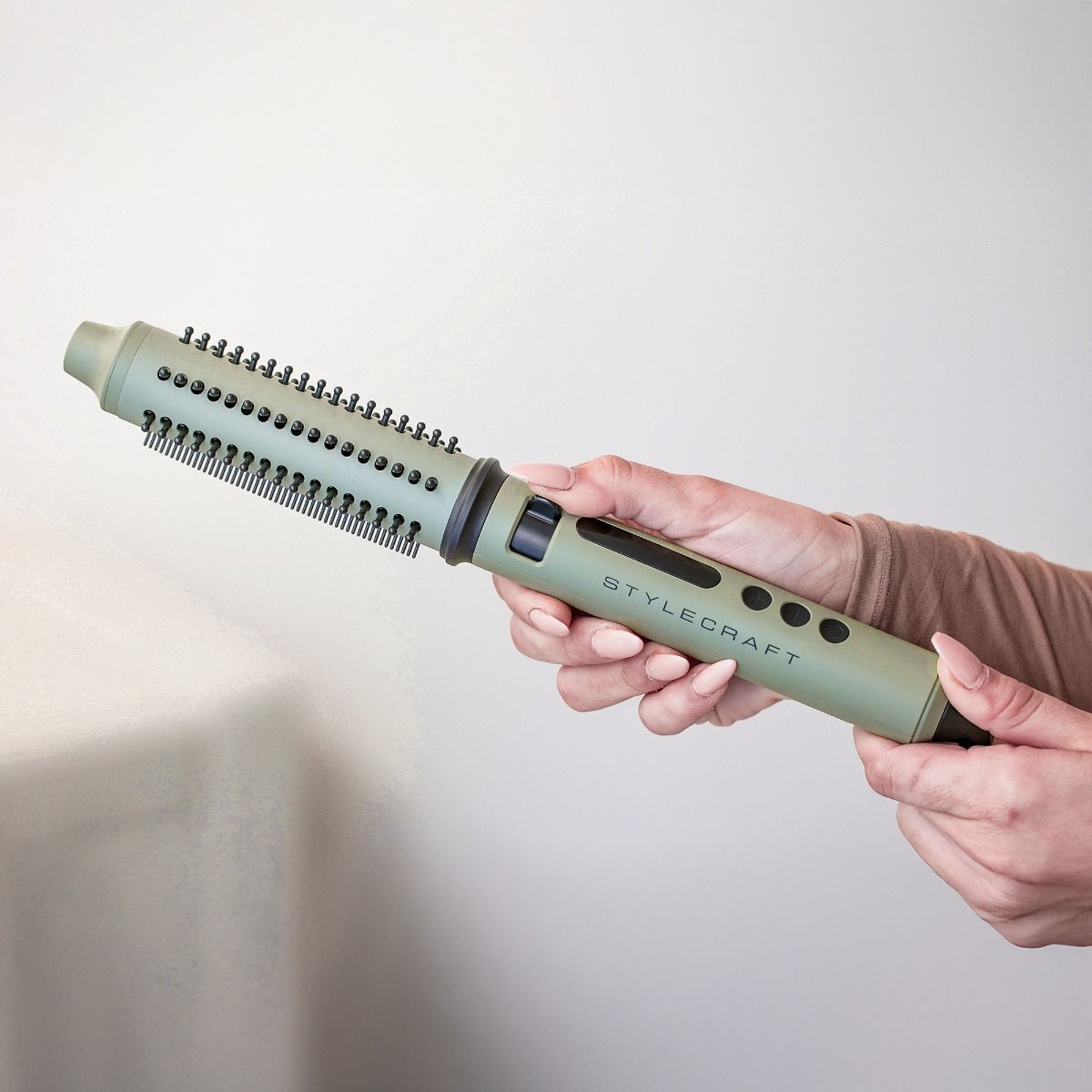 Sage Professional Retractable Styling Brush & Curling Wand 1.25" - Image 8