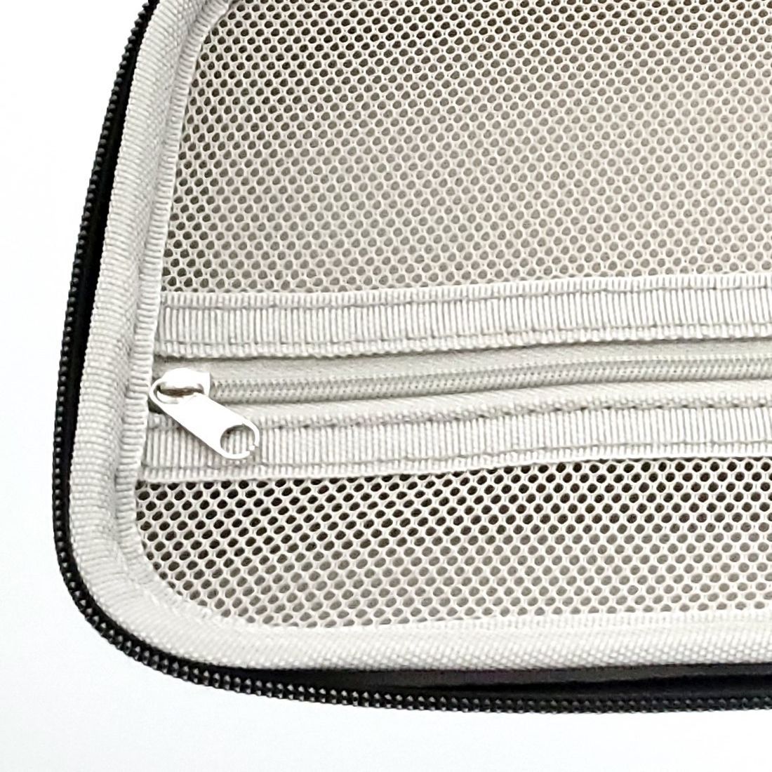 Compact Travel Case for Clippers, Trimmers, and Shaver Accessories - Image 4