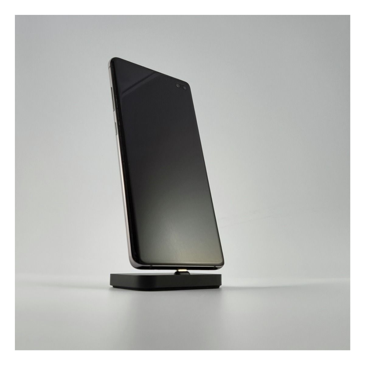 USB-C Portable Charging Dock Stand for Hair Clippers, Trimmers, Shavers, and Type-C Phone Ports