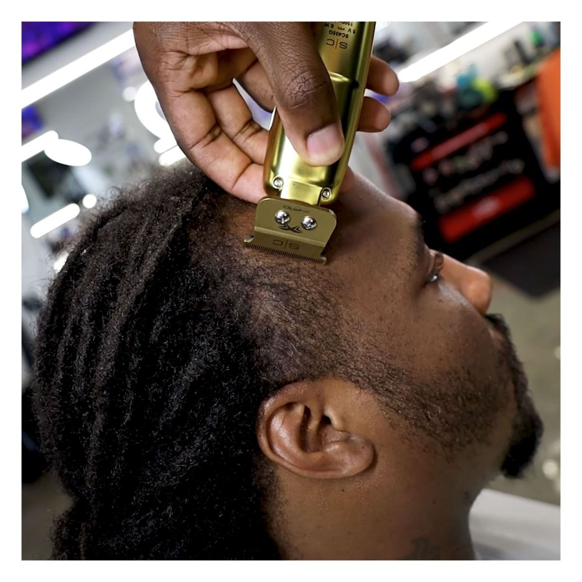 X-Pro Gold Titanium Wide Trimmer Blade and "The One" Black DLC Cutter - Image 7